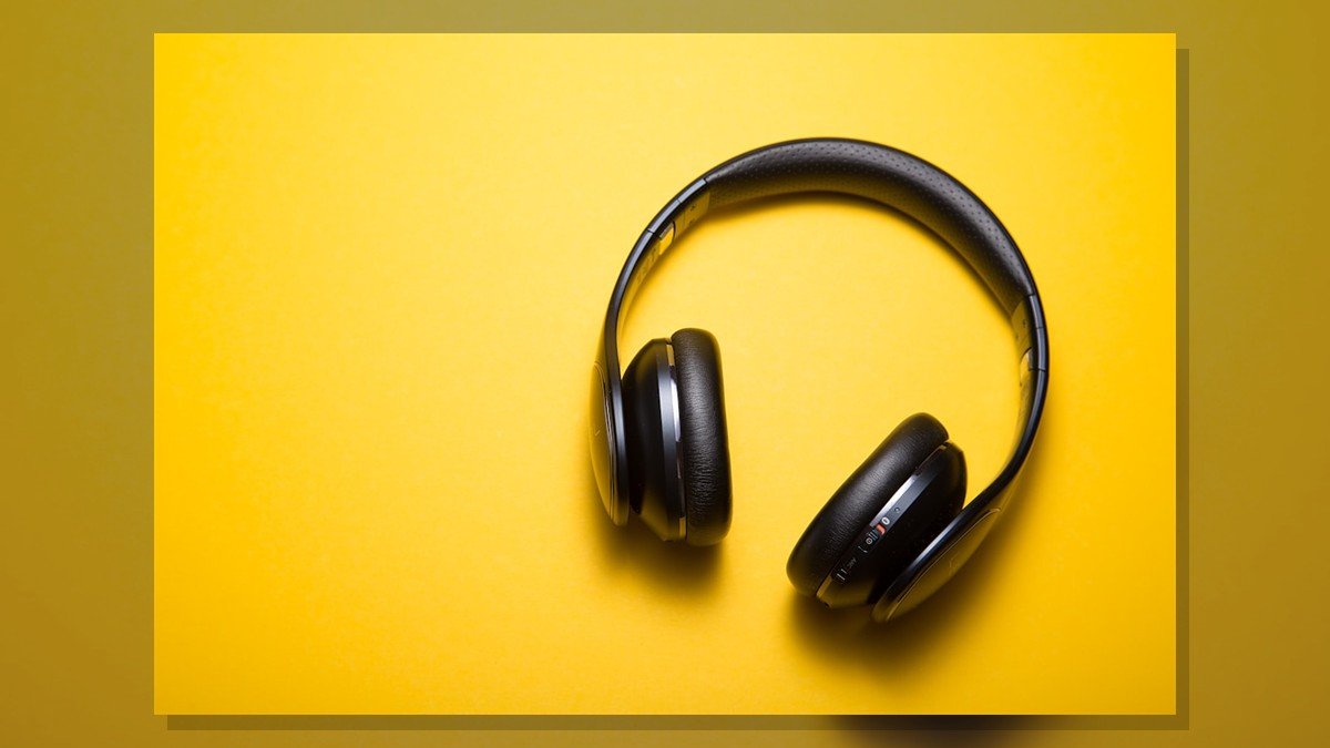 Best Noise-Cancelling Headphones for Travel
